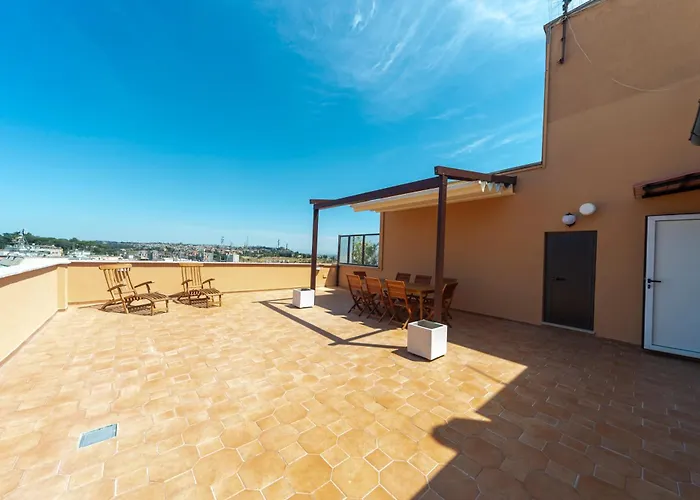 Cardinal Mistrangelo - Next To The Metro Station, Large And Comfortable Penthouse With Terrace