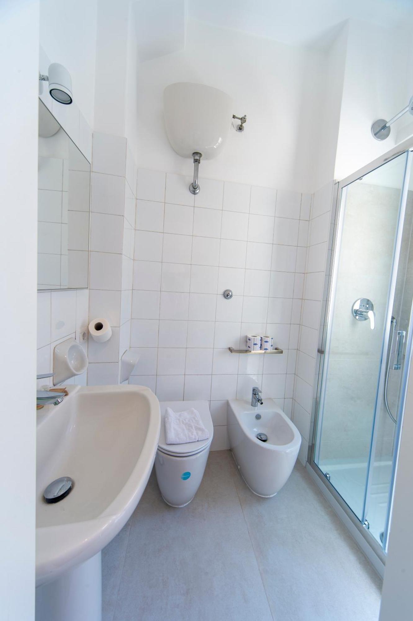 Cardinal Mistrangelo - Next To The Metro Station, Large And Comfortable Penthouse With Terrace Apartment Rom